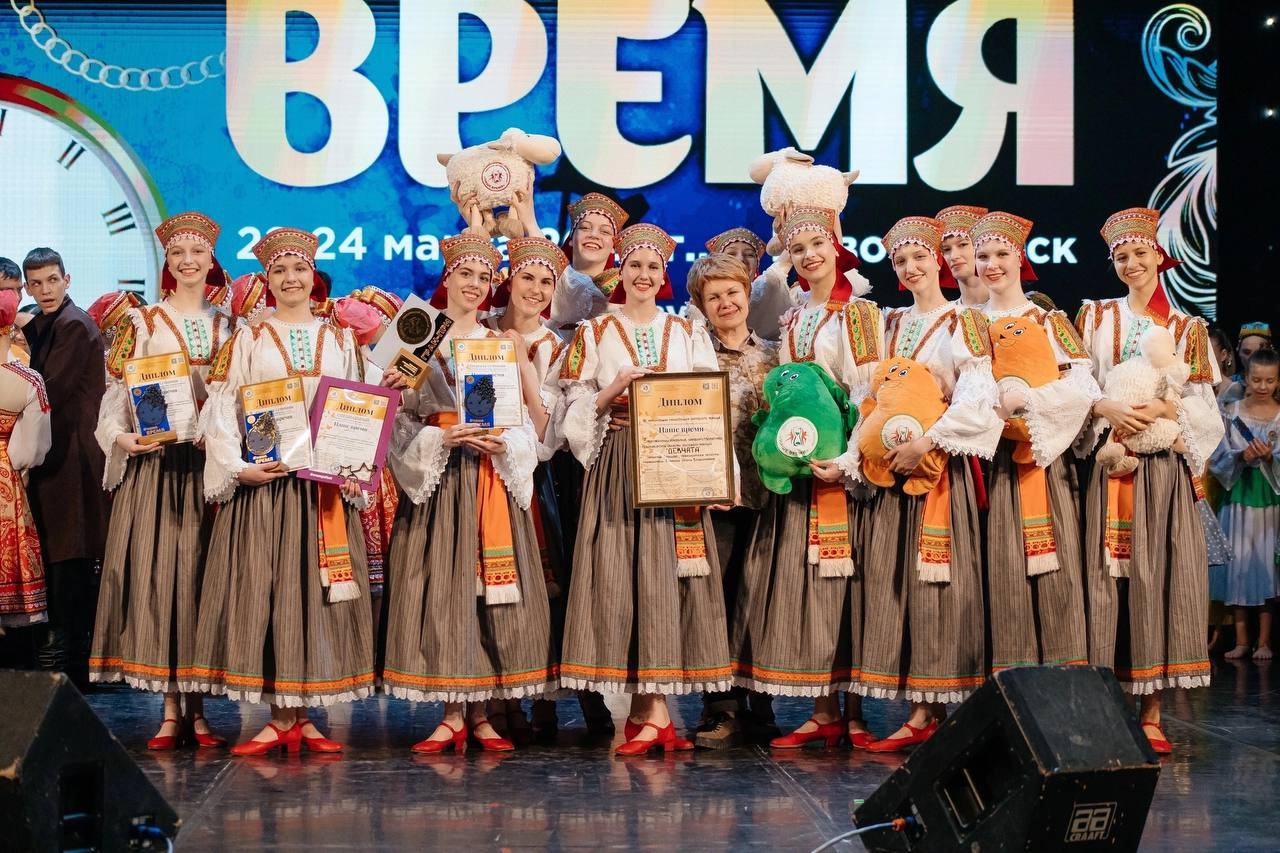 «Девчата» приглашают в свою дружную танцевальную семью