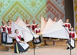 «Девчата» - участники гала-концерта фестиваля «В гостях у Лявонихи»!